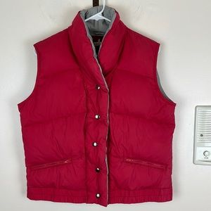 J Gallery Red Down Vest, Vintage, Size Medium, 80% Duck Down & 20% Duck Feathers